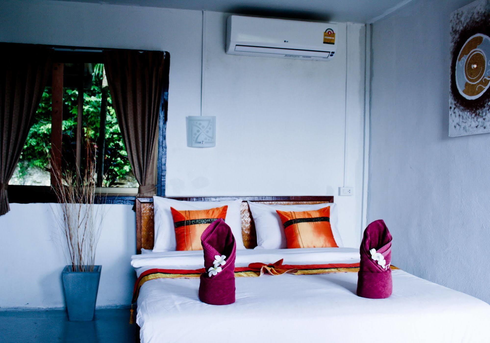 Lanta Halabala Resort Ko Lanta Zewnętrze zdjęcie